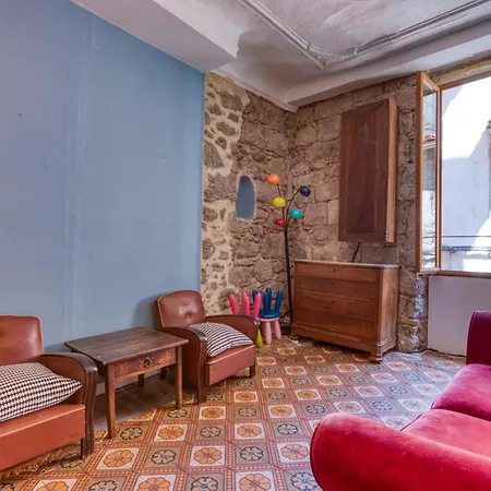 Heritage, No. 16 * Agde