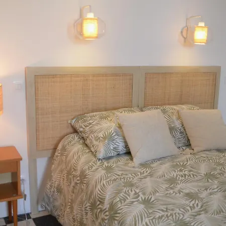 Heritage, No. 16 Agde